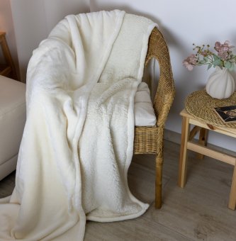 Deka mikroplyš s beránkem smetanová 150 x 200 cm / příjemné hřejivé deky beránek