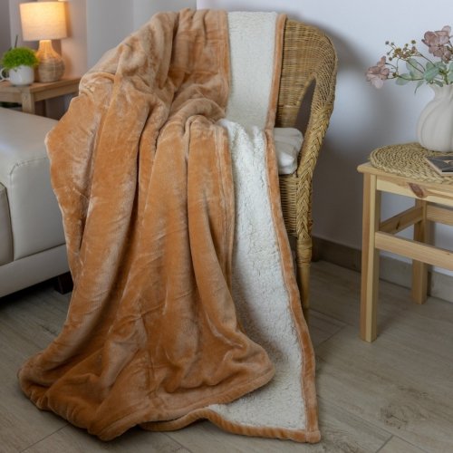 Deka mikroplyš s beránkem 150 x 200 cm hnědá barva / příjemné hřejivé deky beránek